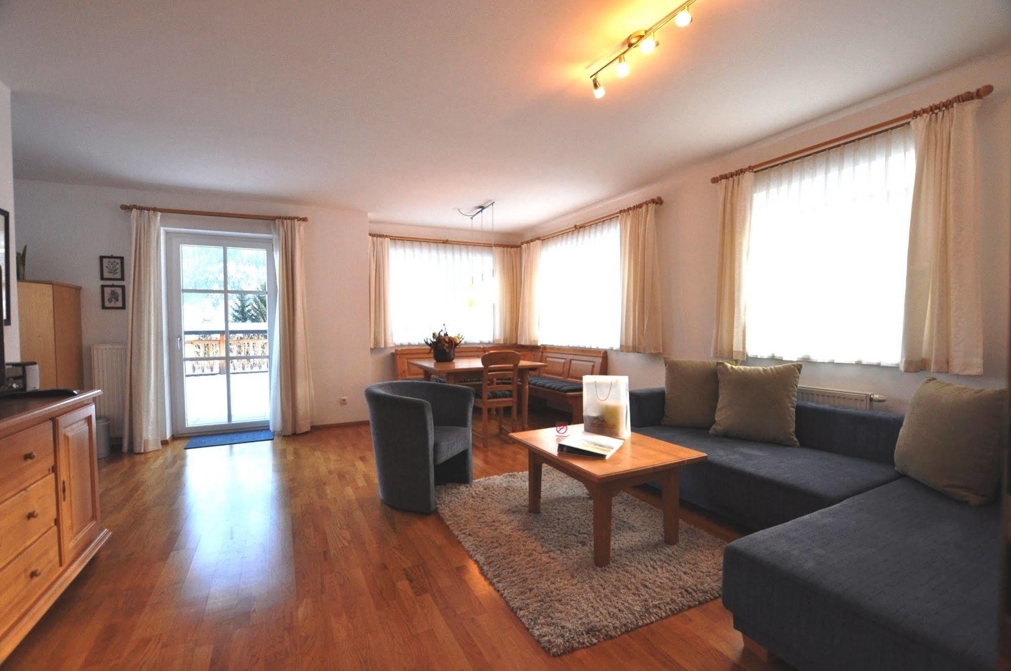 Alpine Resort By Alpin Rentals - Incl Summercard Kaprun Luaran gambar